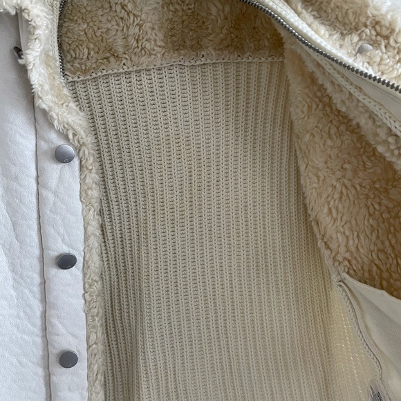Armani Exchange Beige Sweater/Jacket size S - Picture 6 of 6